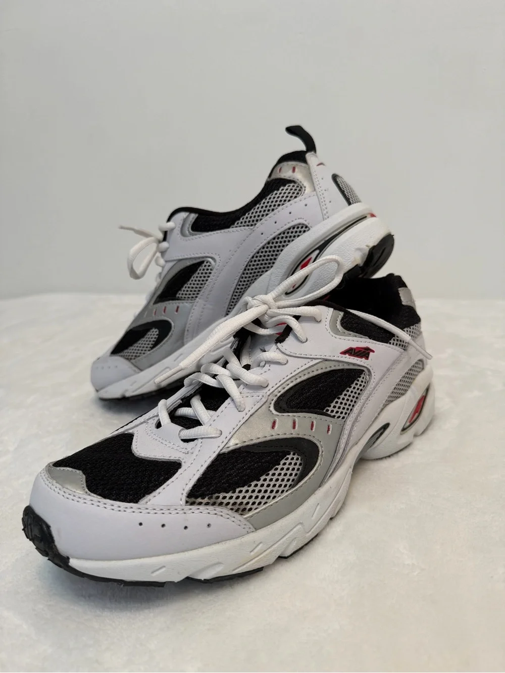 Avia Wyatt Cantilever Lace up Sneaker Men's Size 10 White Running Shoe